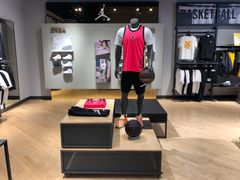 -翠微百货(龙德店)