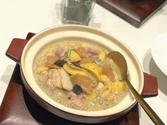 黑松露鲍鱼鸡煲-炳胜公馆(珠江新城店)