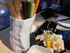 -穹六人间 people 6(岳阳路店)