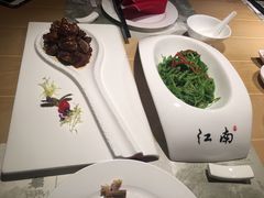 -老船坞餐厅(北京亚洲大酒店 )