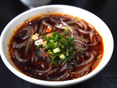酸辣粉-秦云老太婆摊摊面(磁器口店)