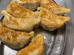 玉米鲜肉煎饺-芬芳甜品(同福路店)