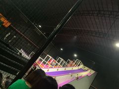 -嘿哟动霸CHUA·新潮玩运动娱乐中心·蹦床滑冰团建乐园