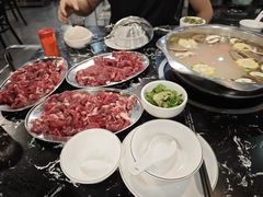 -牛一煲美食(江高店)