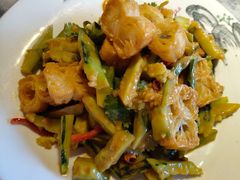 麻酱黄瓜拌油条-大胡同天津菜·海肠捞饭·津门皮皮虾锅贴一绝(西姜井店)