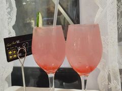 -共舞时光猫咖·狗咖(新街口店)