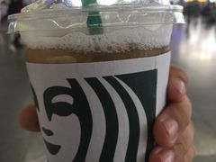 -星巴克(广州南站A18检票口楼上)