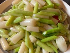 芦笋炒藕带-上名堂·鱼头好吃(体育场路店)