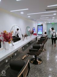 -UnHair Salon