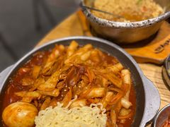 炒年糕-姜虎东白丁烤肉(虹桥天地店)