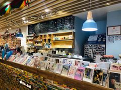 -猫的天空之城概念书店(印象城购物中心店)