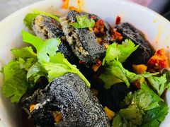 -黑色经典臭豆腐·湖南特产(坡子街店)