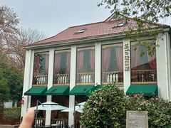 -橘洲1910花园江景西餐厅