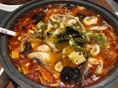 -渝是乎酸菜鱼(龙旗购物中心店)
