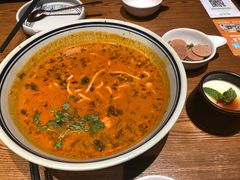 -云海肴·汽锅鸡·云南菜(天山百盛优客店)