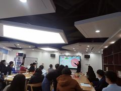 -新航道雅思托福·留学·考研培训(人民广场校区)