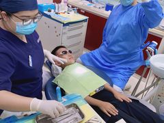 -瑞尔齿科(颐堤港诊所)