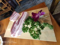 -唯成•韩国炭火烤肉 유성고기