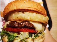 -The Habit Burger Grill 哈比特汉堡(爱琴海店)