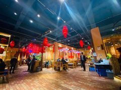 大堂-老滇山寨•云南特色菜•地方菜•民族风情歌舞表演(金碧店)