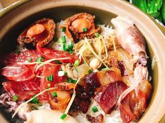 招牌鲍鱼腊味煲仔饭-崖口煲仔饭