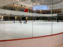 -陈露国际冰上中心(天津嘉里汇店)