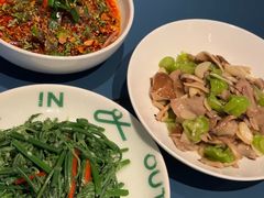 -一坐一忘云南菜(嘉里中心店)