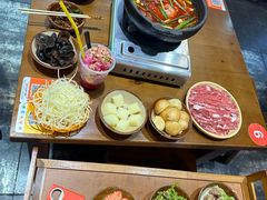 -黔有有贵州酸汤夺夺粉火锅(五味十字店)