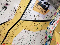 -问山MountQuest攀岩馆