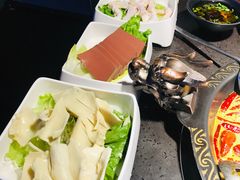 新鲜的猪黄喉-锅说大脸毛肚重庆老火锅(佐阾店)