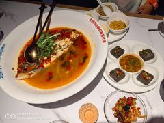 -坛宗剁椒鱼头(河西王府井店)