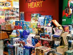 -西西弗书店&矢量咖啡(凯德晶萃广场店)