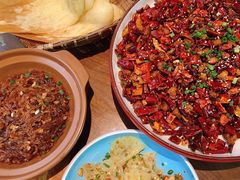 -有红鸡毛店·川菜(建设路店)