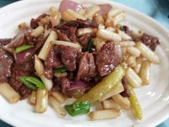 牛肉炒藕尖-粤·向群饭店(泮塘路店)