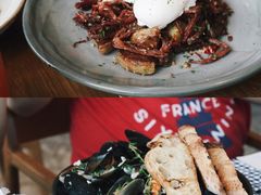 -ROAST coffee & eatery