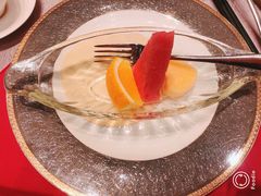 -广州花都皇冠假日酒店