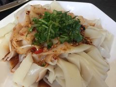 -东巴谷野生菌火锅餐厅