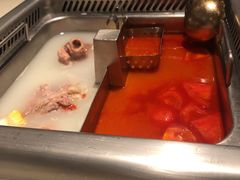 -海底捞火锅鲜切牛肉主题店(长寿路店)