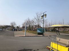-龙门石窟-停车场