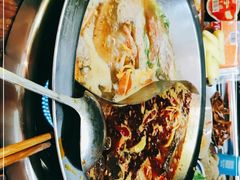 -四小区火锅·巷子里的重庆火锅(花照壁店)