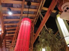 -野山舂·贵州现舂酸汤火锅(鸿通城店)