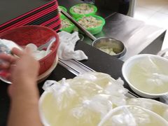 -周震馄饨
