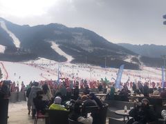 -鳌山滑雪度假区