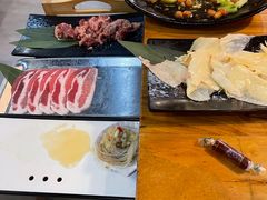 -合易泓烤肉·海肠捞饭(火车站店)