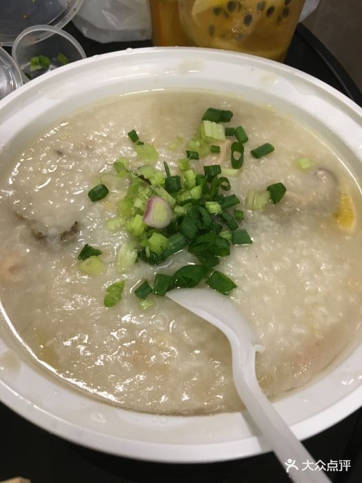 如轩海鲜砂锅粥(海珠店)鲍鱼滑鸡粥图片 - 第1016张