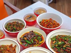 -老湘亲·品鉴湘菜(蔡塘爱琴海店)