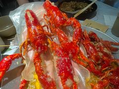 -巴厘龙虾·榜首油焖大虾(音乐学院·沿江酒馆店)