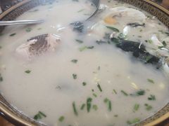奶汤鱼头-美顺香食府鱼头老店(雪野湖店)