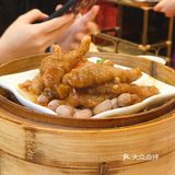 吃个点心，再泡上一壶茶，就可以闲聊一早上了