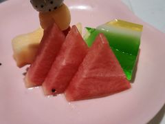 -水桶王国主题餐厅·聚会·生日派对·亲子活动·家庭套餐(亚龙湾希尔顿店)